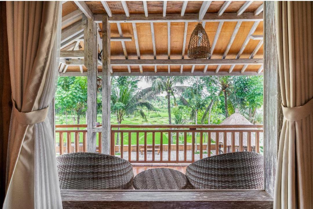 Peraja Bungalows Loyok Sangyang المظهر الخارجي الصورة