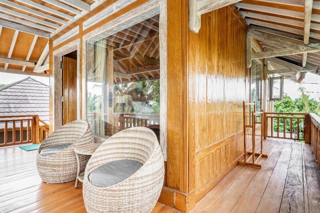 Peraja Bungalows Loyok Sangyang المظهر الخارجي الصورة