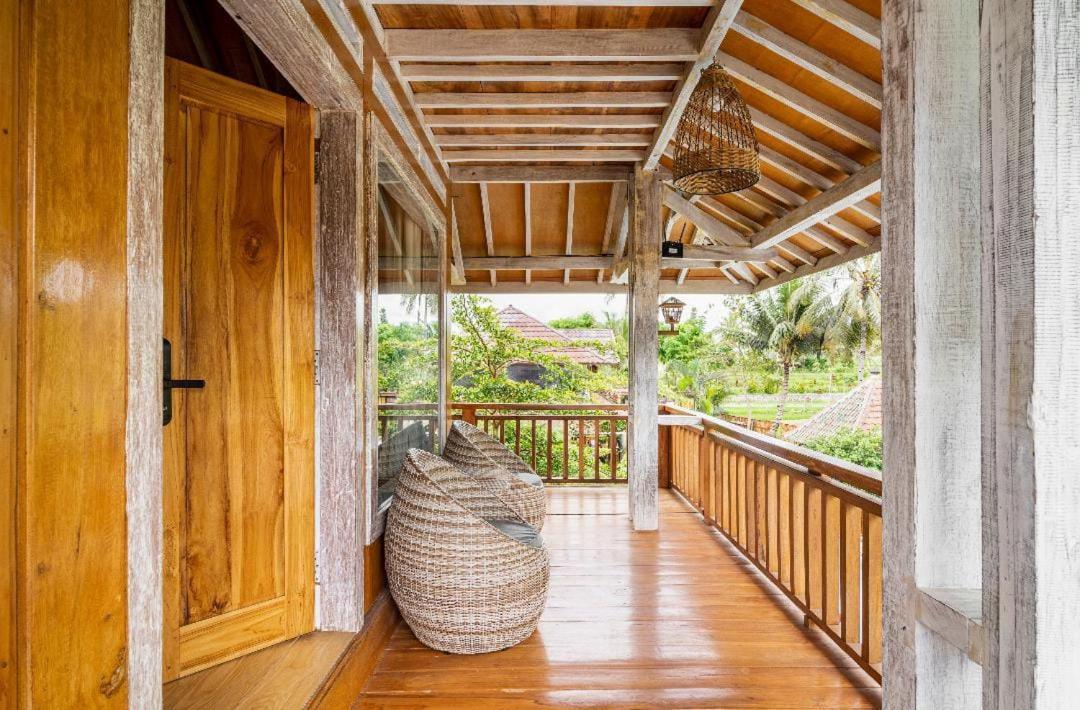 Peraja Bungalows Loyok Sangyang المظهر الخارجي الصورة