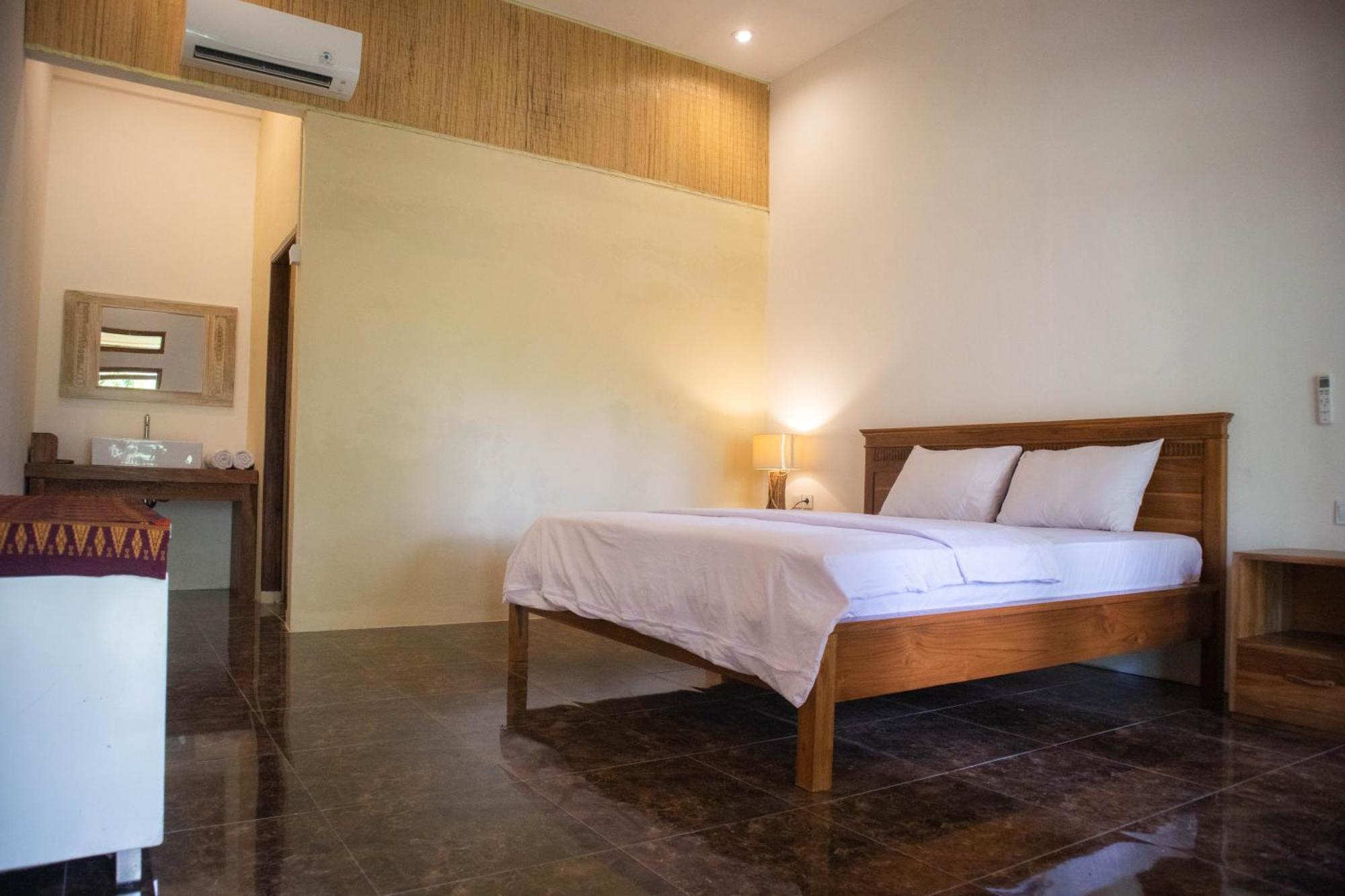 Peraja Bungalows Loyok Sangyang الغرفة الصورة